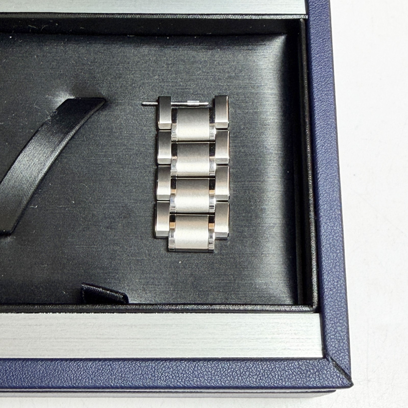 Grand Seiko Hi-Beat SBGH255 46MM Black Titanium Box Paper