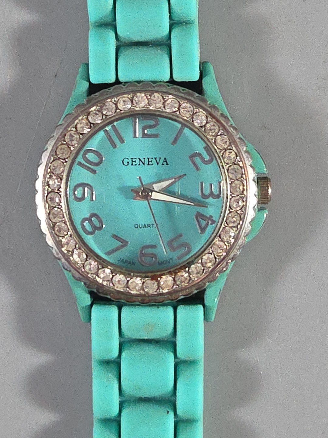 Lot of 6 Rubber/Silicone Band& Rhinestone Watches..Geneva, Finesse, Bongo…ECU
