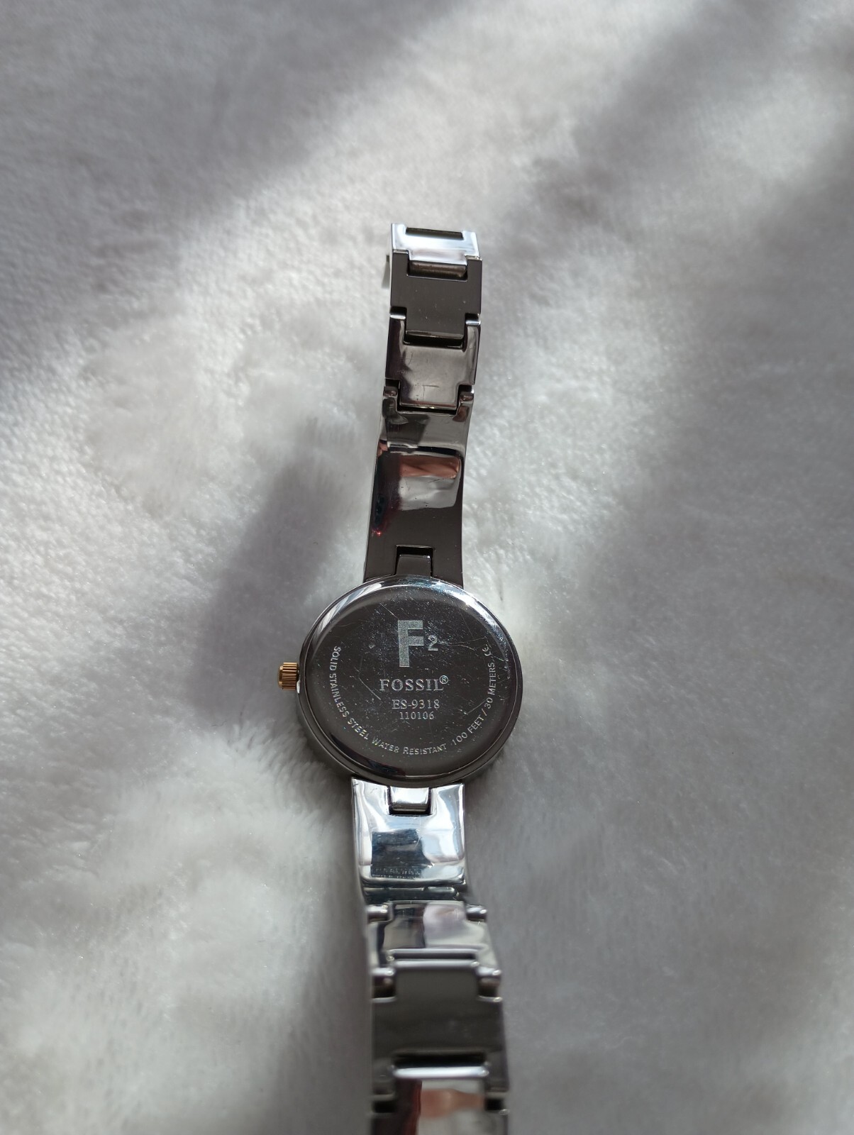 Fossil F2 Ladies Solid Stainless Steel Water Resistant 100 Feet Wristwatch