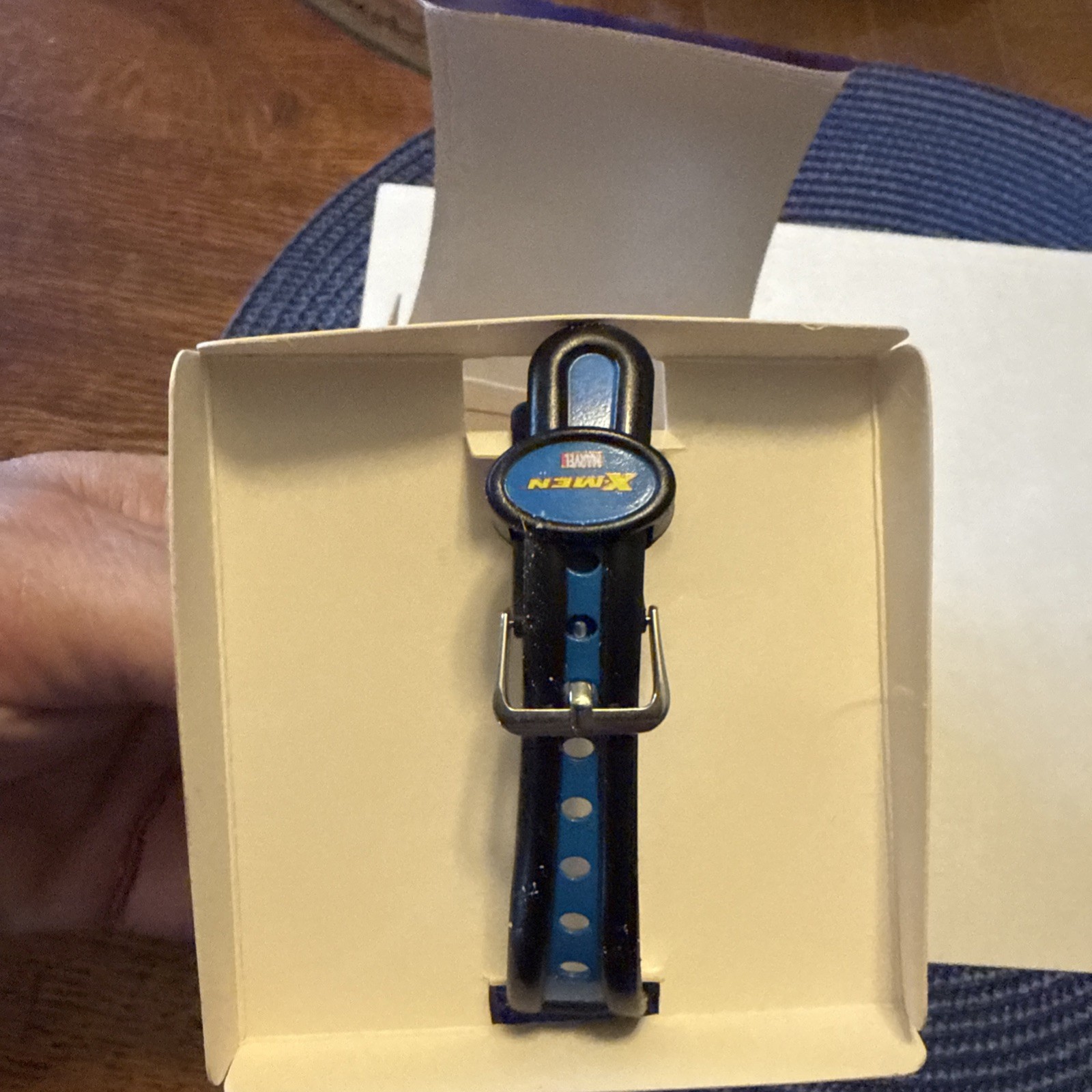 MARVEL X-MEN WOLVERINE DIGITAL WRISTWATCH 2006 BLUE & BLACK BAND WATCH New
