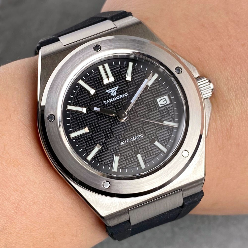 New ice Blue Texture Steel Bezel Sapphire Glass NH35A Automatic Watches For Men