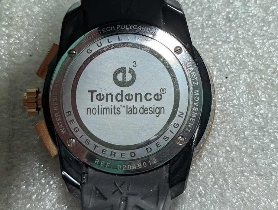 Tendence Gulliver 02046012 watch, with a black gold bezel, 50 mm, with a box