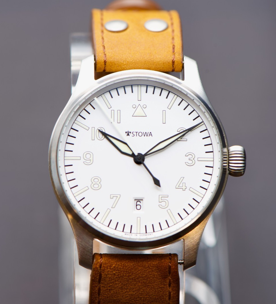 STOWA Flieger Classic 40 White Dial Automatic – Full Set – Excellent Condition