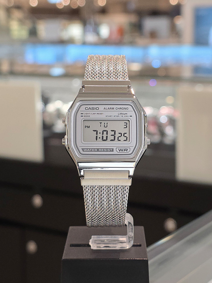 Casio A158WEM-7DF Vintage Silver Digital Watch Stainless Steel Mesh Band