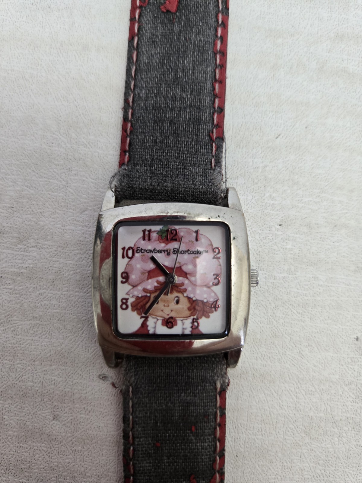 2006 Strawberry Shortcake Watch Untested *Needs New Band* FREE SHIPPING