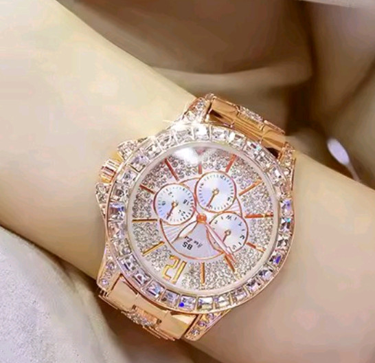 Beautiful Full Iced Zircon Luxury Watch for Women Bling Bling