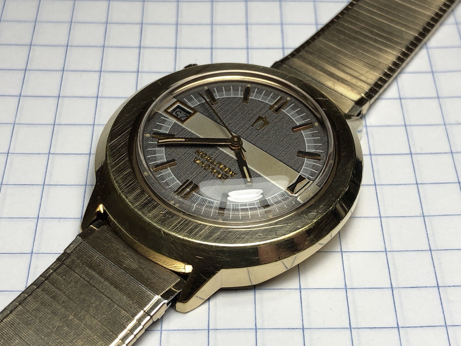 Vintage 1974 Bulova Accutron Gold Plated Tuning Fork 2181 Men Watch w/t Bracelet