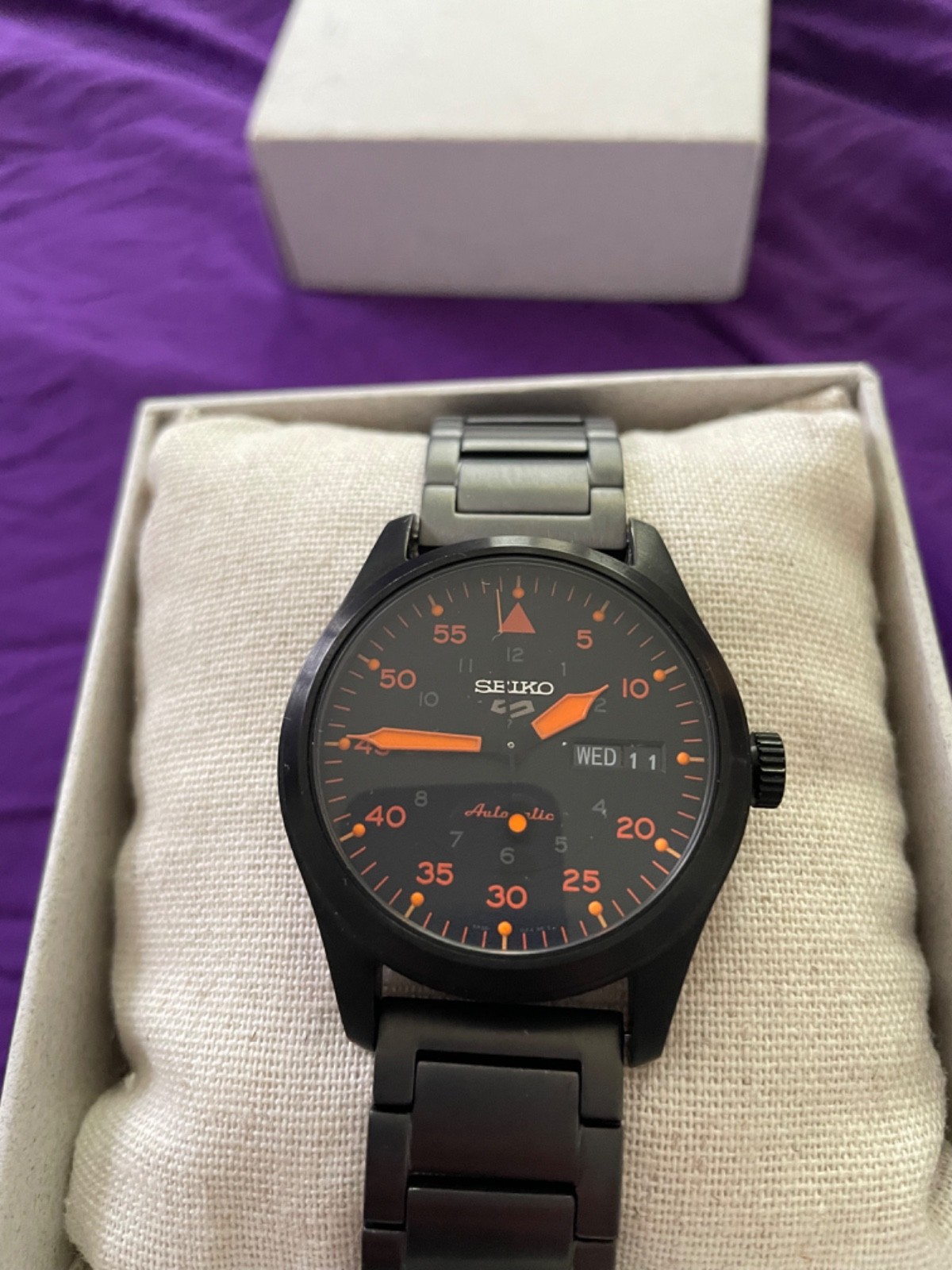 seiko 5 street style military automatic mens wristwatch