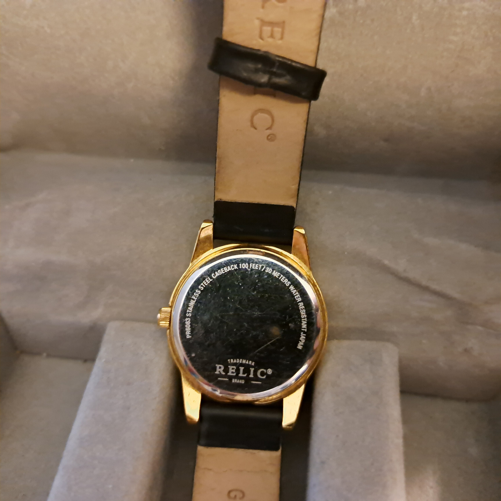 Relic PR6083 Gold Tone Wrist Watch for Women With Date And Black Leather Band