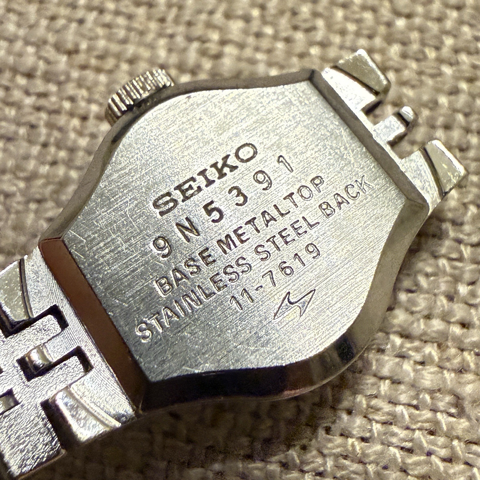 Vintage Seiko Womens Watch 17mm Silver Dial Manual Wind 11-7619 READ