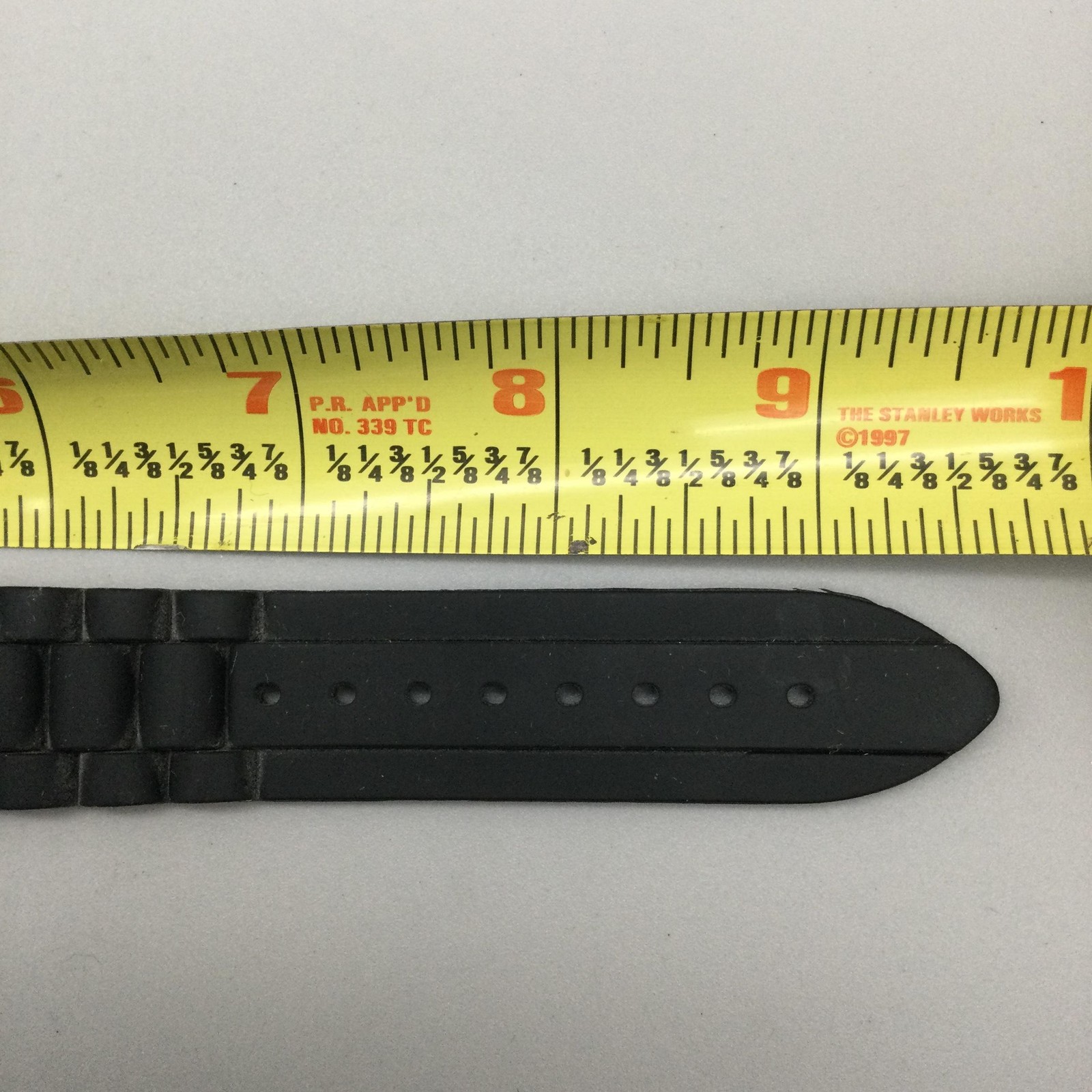 Marvel Dead Pool Mens Watch 45mm Red Dial Black Silicone Band Analog Quartz