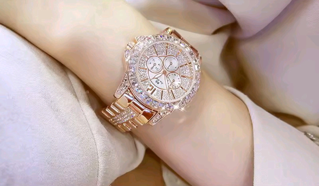 Beautiful Full Iced Zircon Luxury Watch for Women Bling Bling