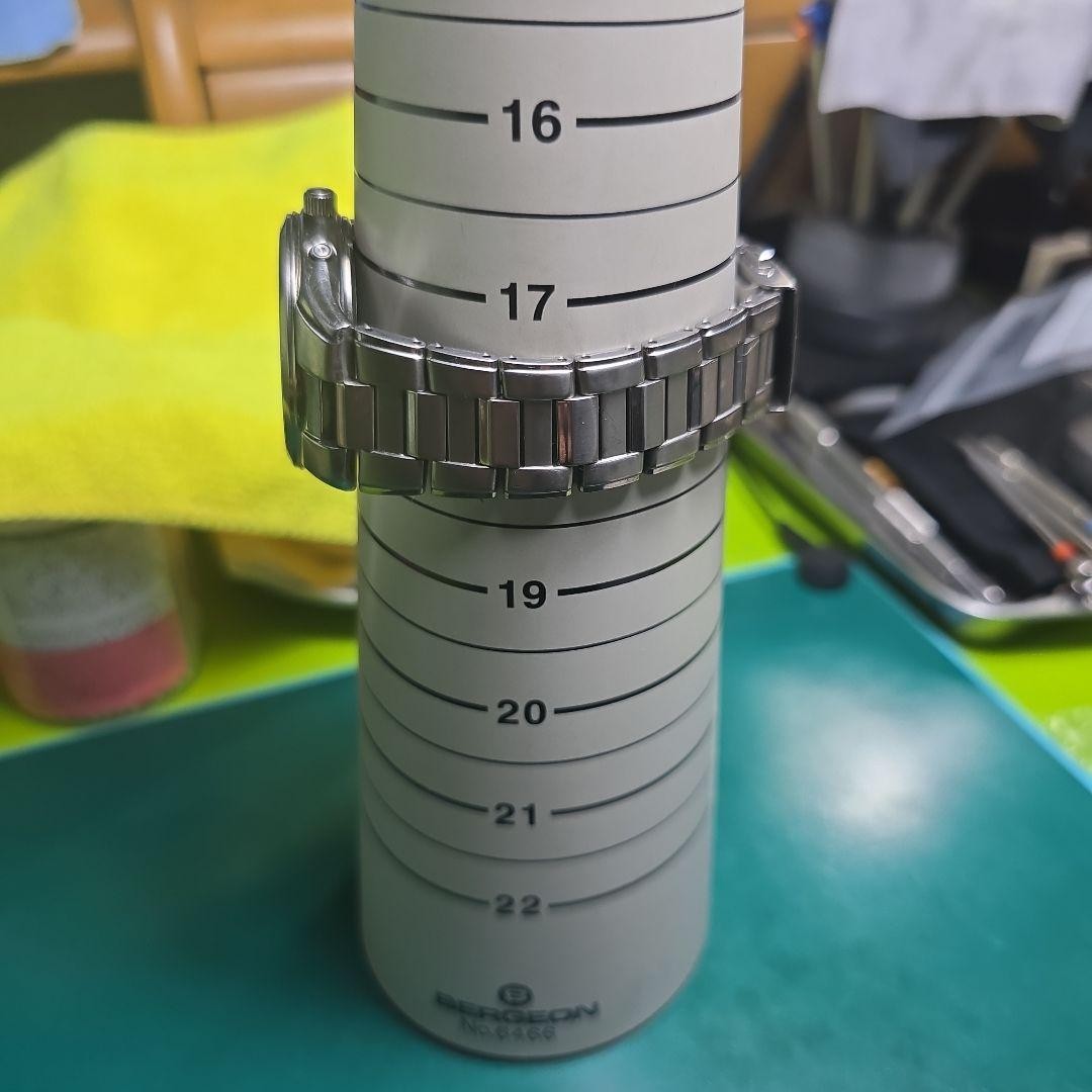 SEIKO SOLAR TITANIUM 7B22-0ad0 Radio-Controlled Watch