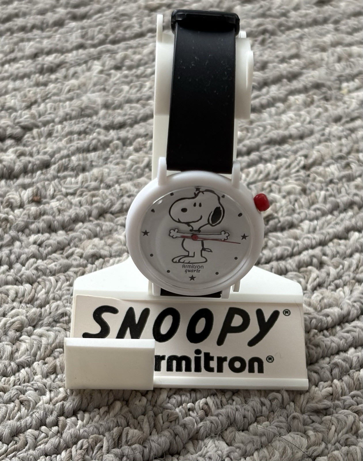 Vintage Snoopy Peanuts Armitron Quartz Watch Needs Battery
