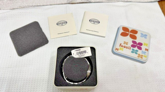 Fossil PR5099 silver band, with original tags