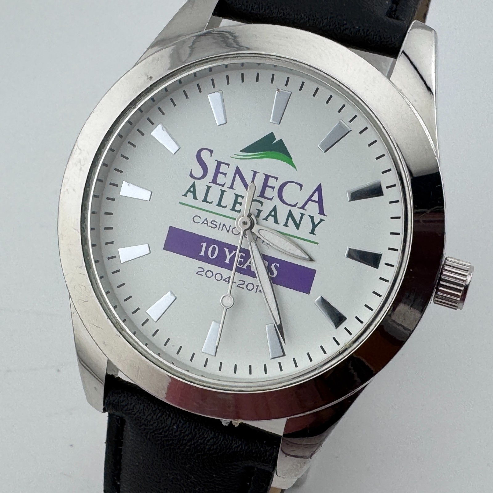 Seneca Casino Anniversary Quartz Watch Men 41mm Silver White Leather New Battery