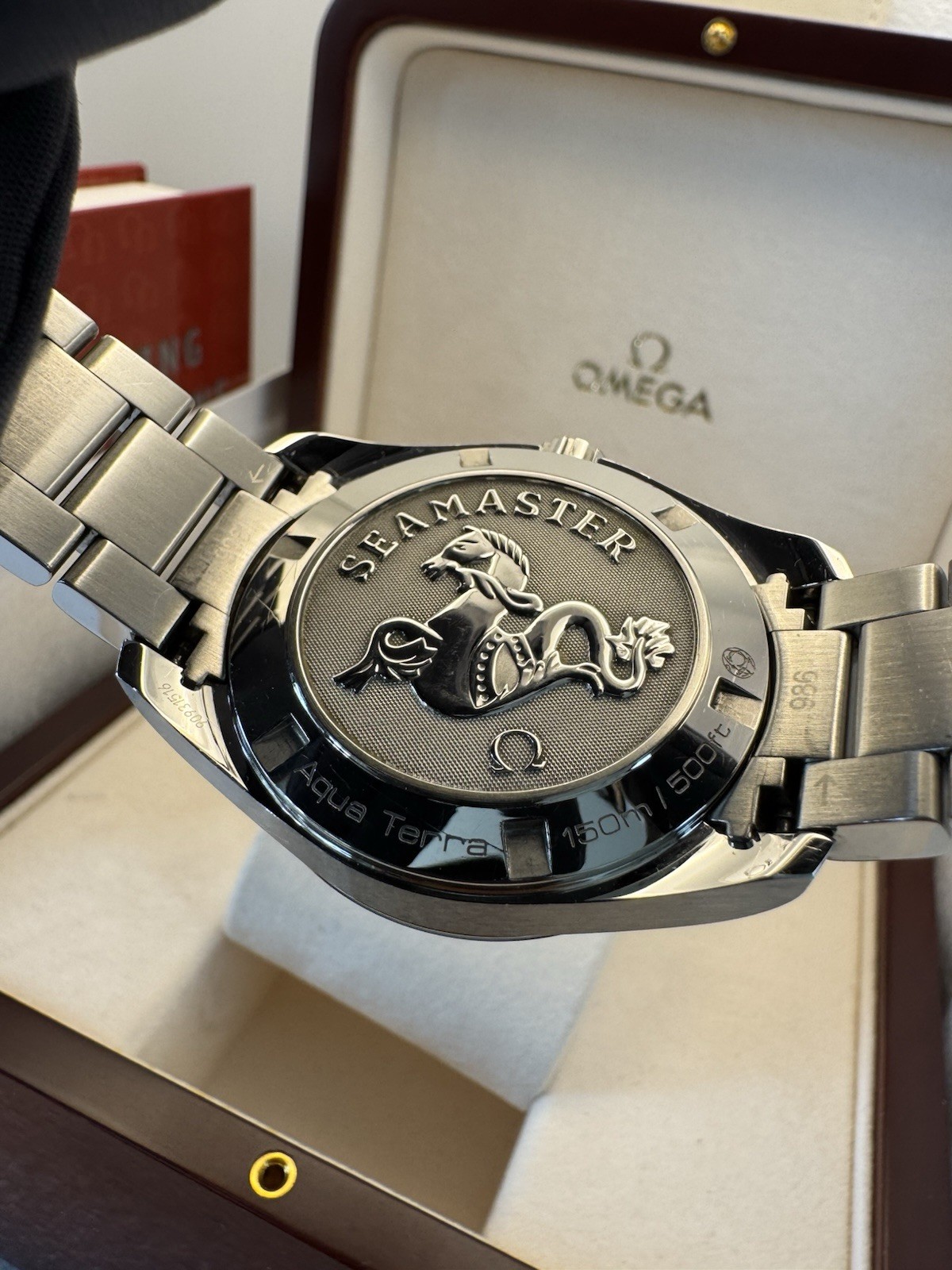 OMEGA Seamaster Aqua Terra Grey Dial Watch – 231.10.39.61.06.001 Box & Papers