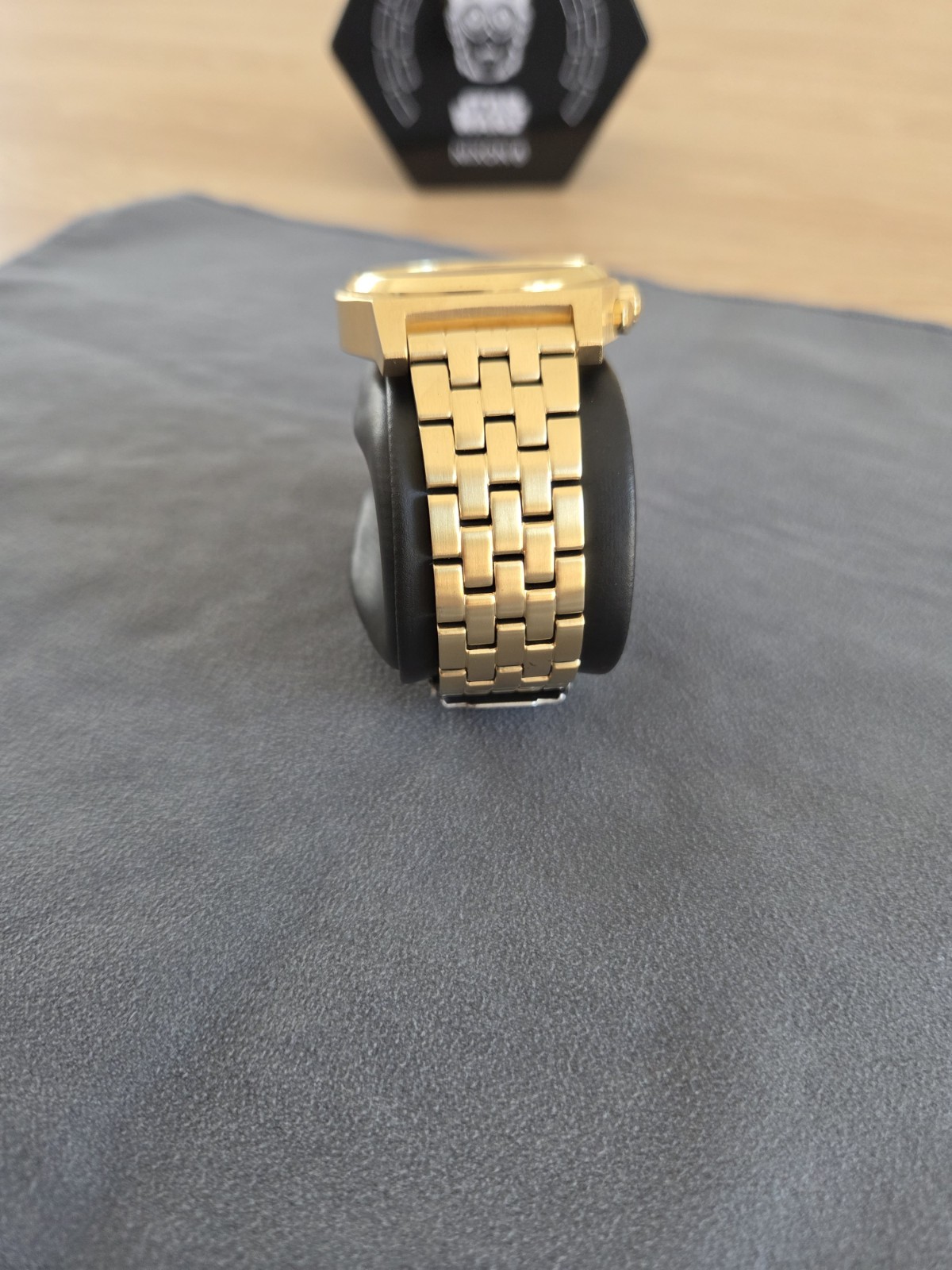 NIXON Time Teller Chrono STAR WARS – C-3PO Gold – Limited Edition