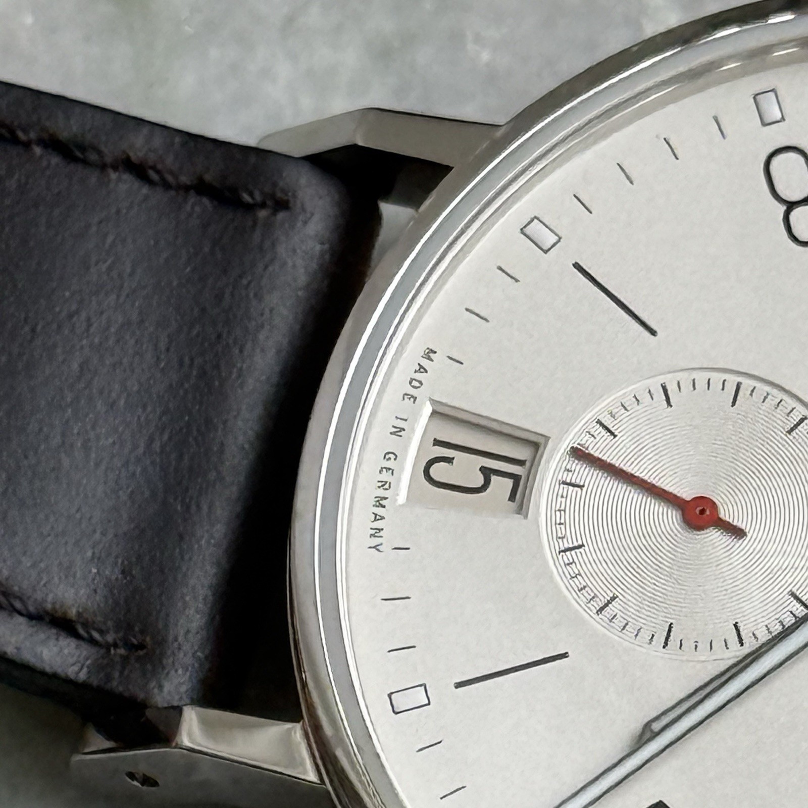 NOMOS Glashütte Ahoi Datum 40mm Automatic Full Set w/ Extra Strap – Ref 551