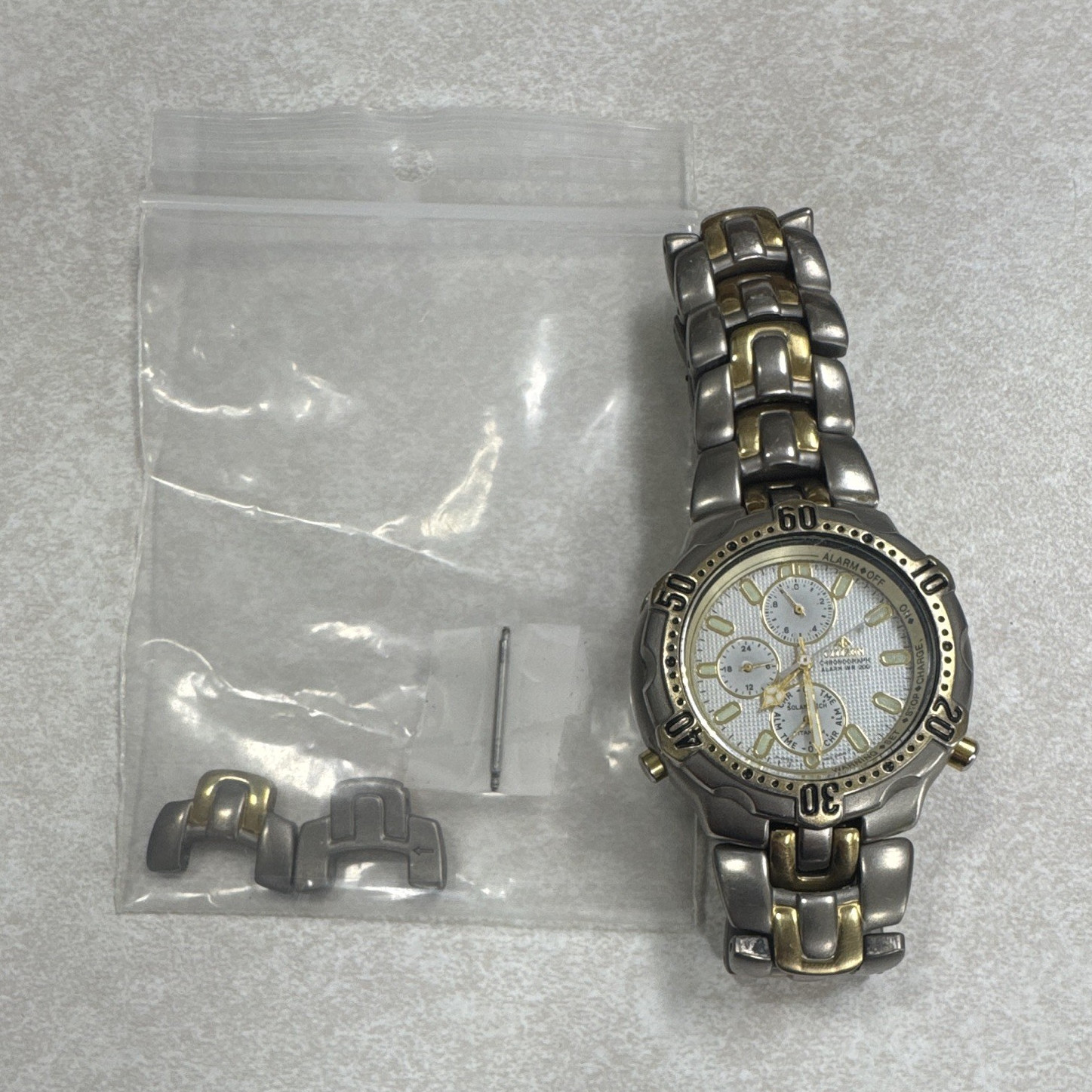 Vintage Citizen Eco-Drive Solar Chronograph Alarm Titanium Two-Tone WR200