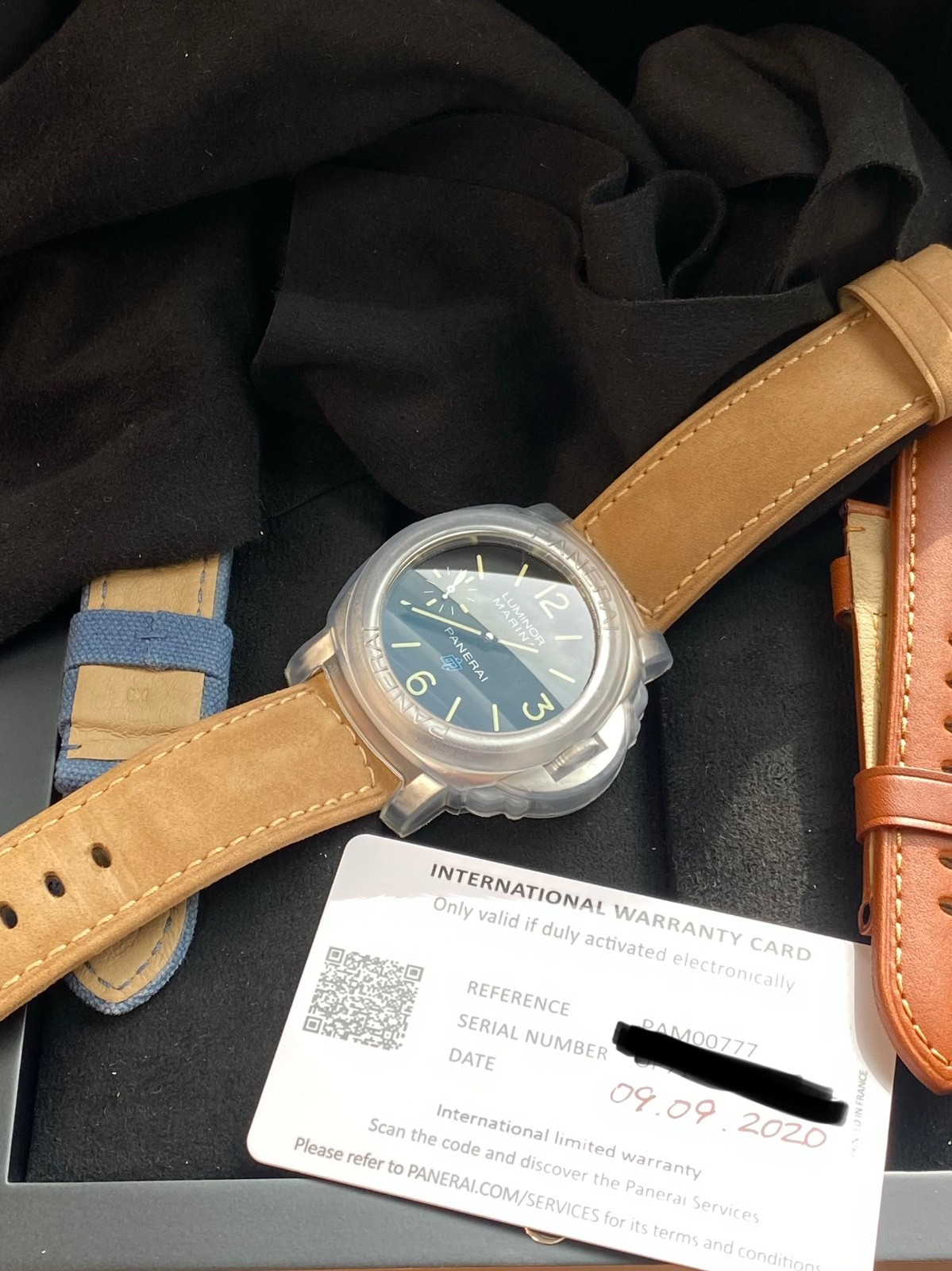 Panerai Luminor Marina 44mm Box and Papers Men Watch PAM00777 PAM777