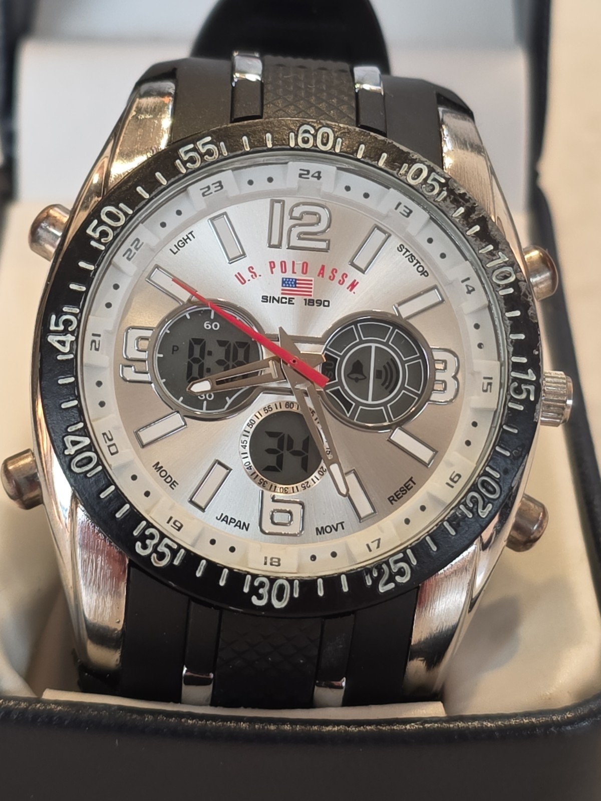 U.S. Polo Assn. Sport Men’s US9061 Sport Watch New Battery LIGHT NOT WORKING(3C)