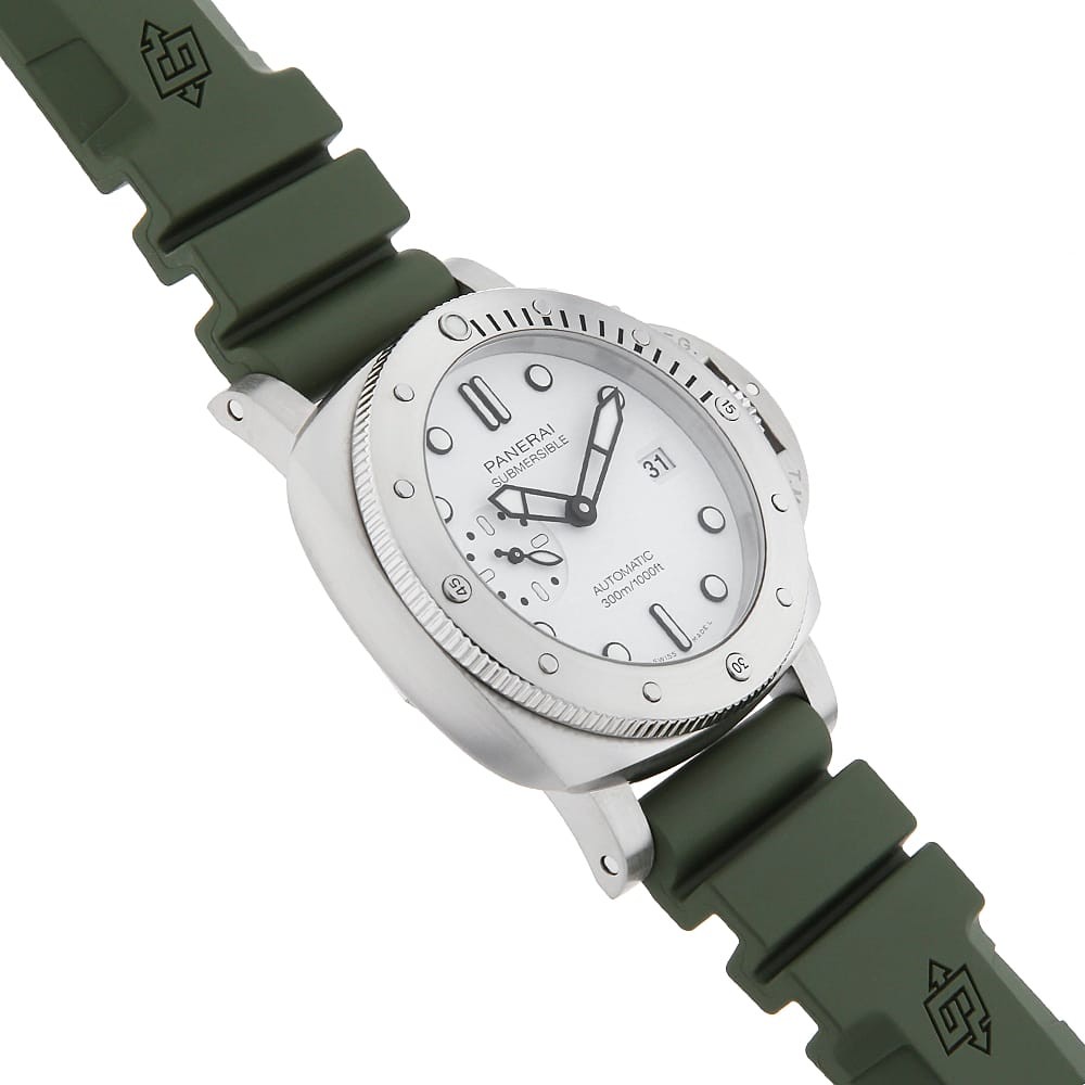 PANERAI submersible bianco PAM02223 Y number second hand mens
