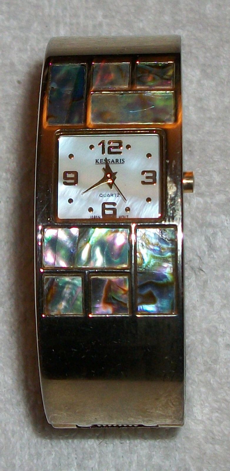 KESSARIS FASHION GOLD TONE HINGED CUFF QUARTZ WATCH NEW BATTERY RUNS GREAT
