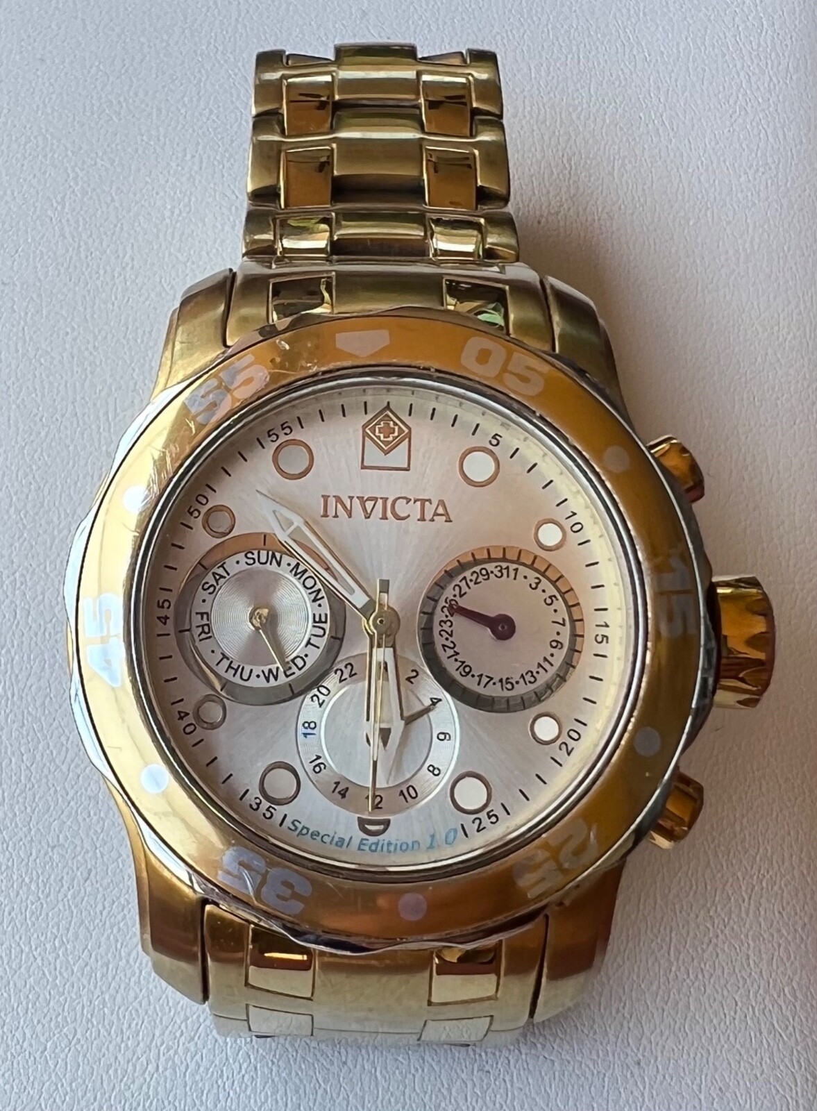 Women’s Invicta Pro Diver Chronograph Gold Plated Steel Watch 38 mm Model 15033