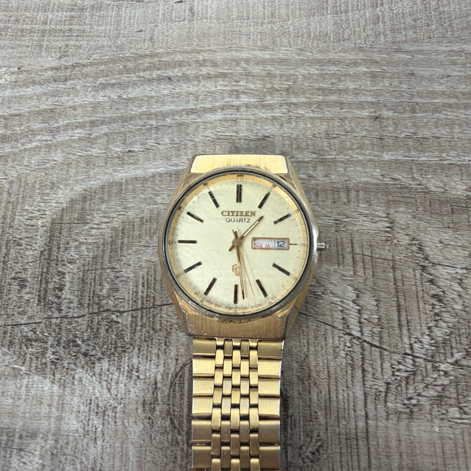 CITIZEN 6101-S16903 Gold Wrist Watch Day Date Indicator SEE DESCRIPTION