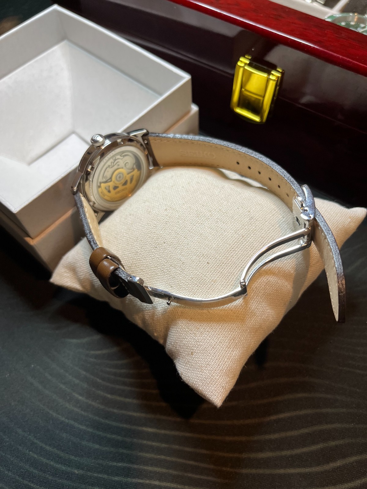 Seiko Presage Green Men’s Watch – SRPE45J. With extra bracelet (SS Oyster).