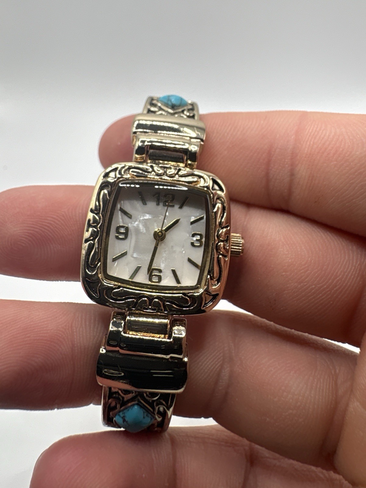 Women’s Pavana One Size Silver Toned Watch With Blue Stone Studs – Untested