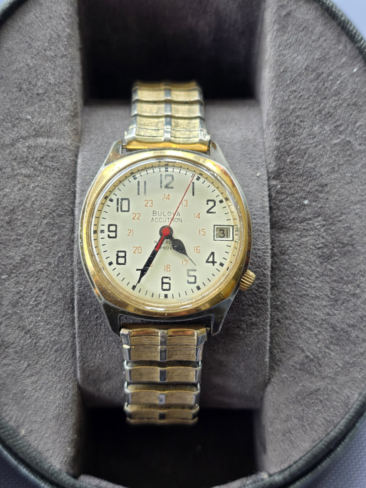Vintage Bulova Accutron Railroad Approved Men’s Wrist Watch New Battery Used T4
