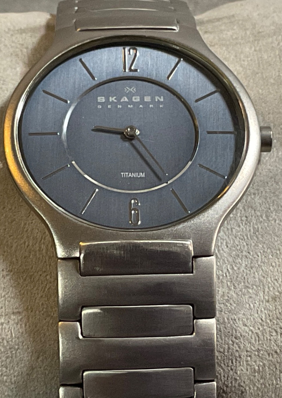 SKAGEN DENMARK MEN’S SLIM ALL TITANIUM 33mm WATCH 418LTXN WR 30m NEW BATTERY