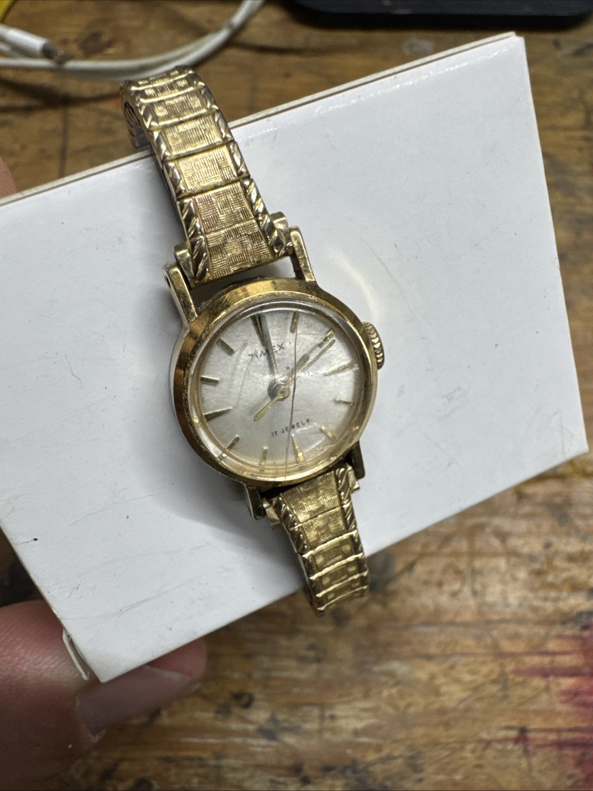 Timex 17 Jewel Women’s Watch 17.5mm Gold Tone Winding Speidel Band Working