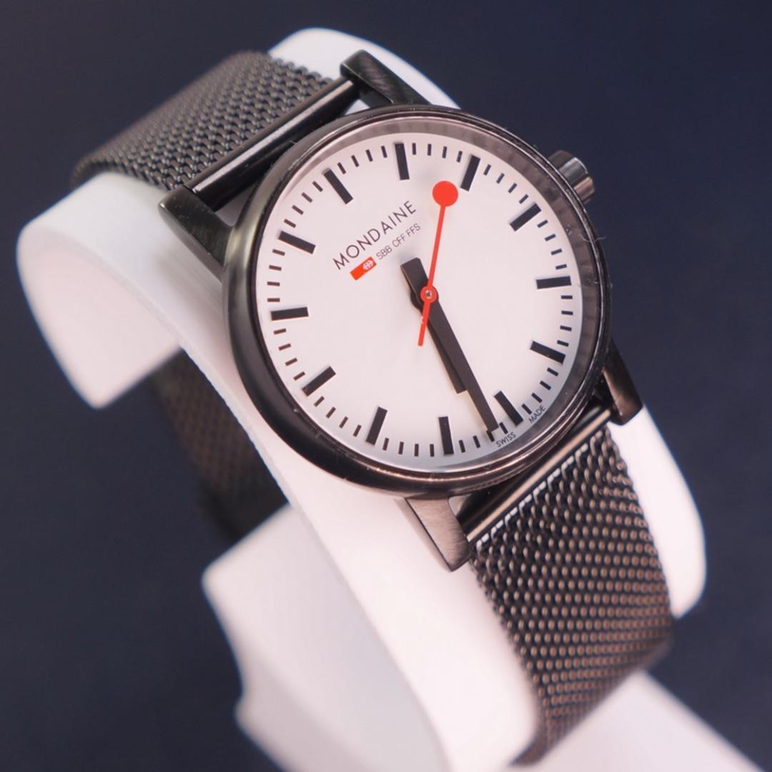 Mondaine MSE.30 Black Quartz Watch New Band Battery Japan 07717