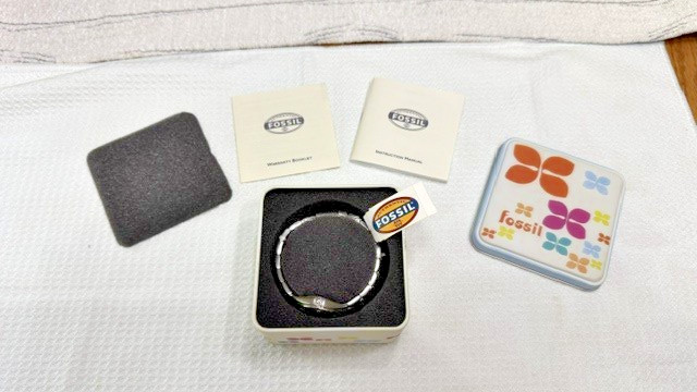 Fossil PR5099 silver band, with original tags