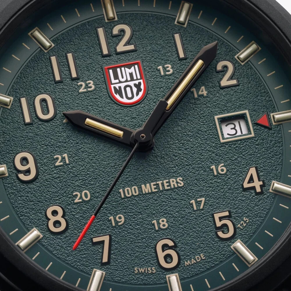 BRAND New Luminox Atacama Field Green Dial Rubber Band Men’s Watch XL.1977