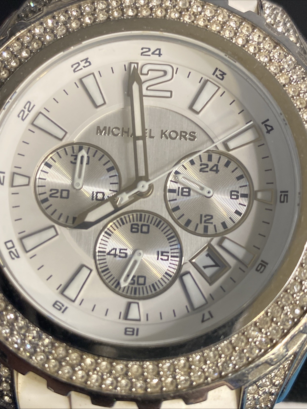 Michael Kors Watch # MK-5621 New Battery Unisex