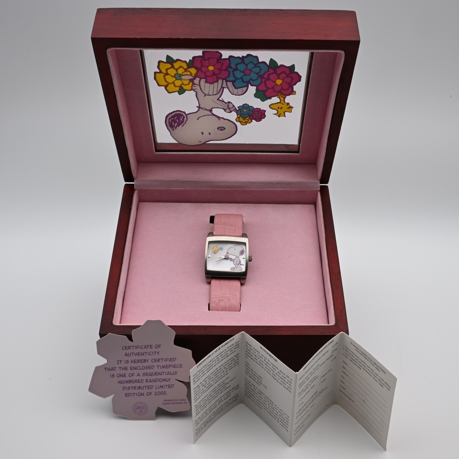 Rare Fossil Limited Edition Snoopy Watch Pink Leather Peanuts Box 416/2000