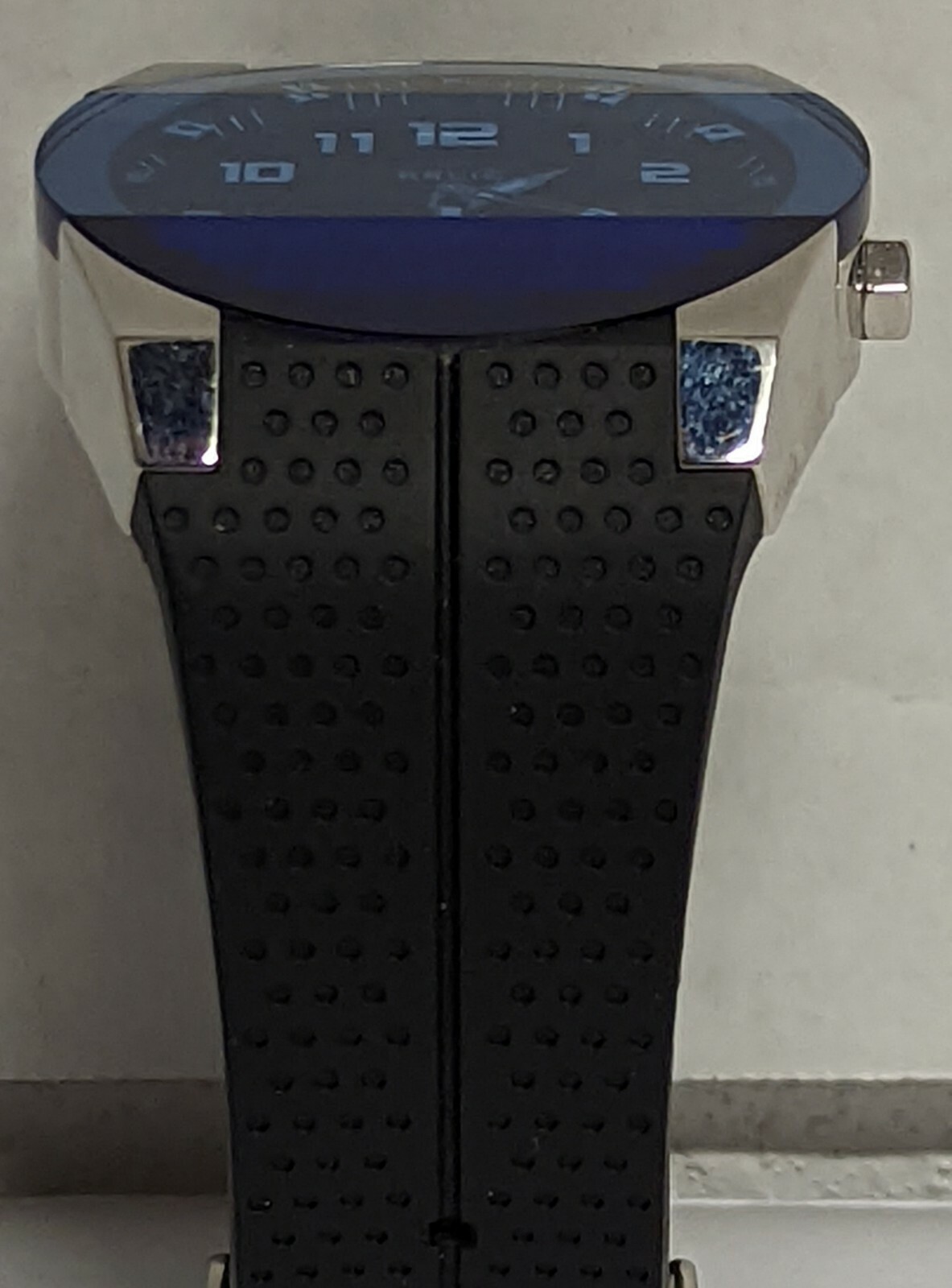 RELIC Wrist Watch 50 Meters-165 Feet Deep Blue Angular Face Black Band Men Works