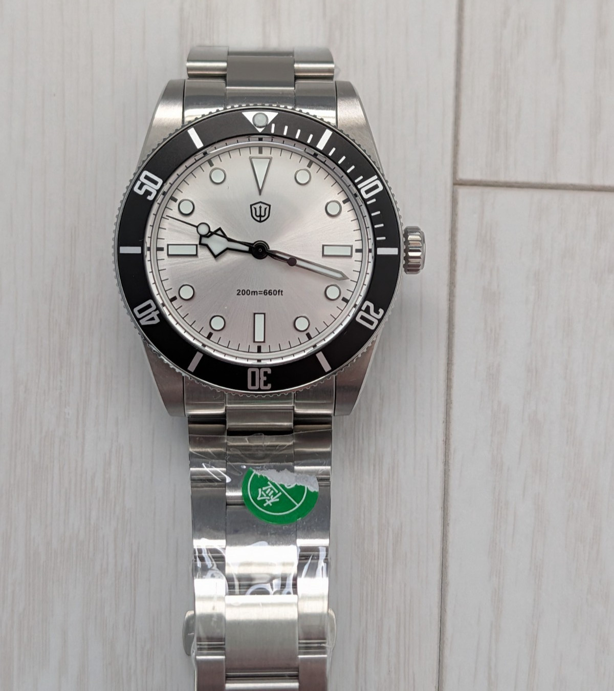 Watchdives WD7922 37mm VH31 Quartz Watch Black Bezel, Silver Dial, White Indices