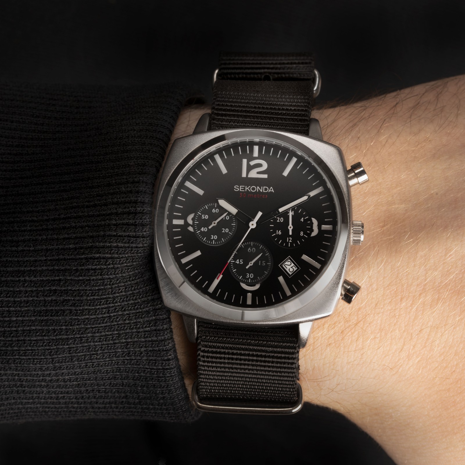 Sekonda Airborne 40mm Mens TV Silver Analogue Watch with Black Strap RRP £89.99