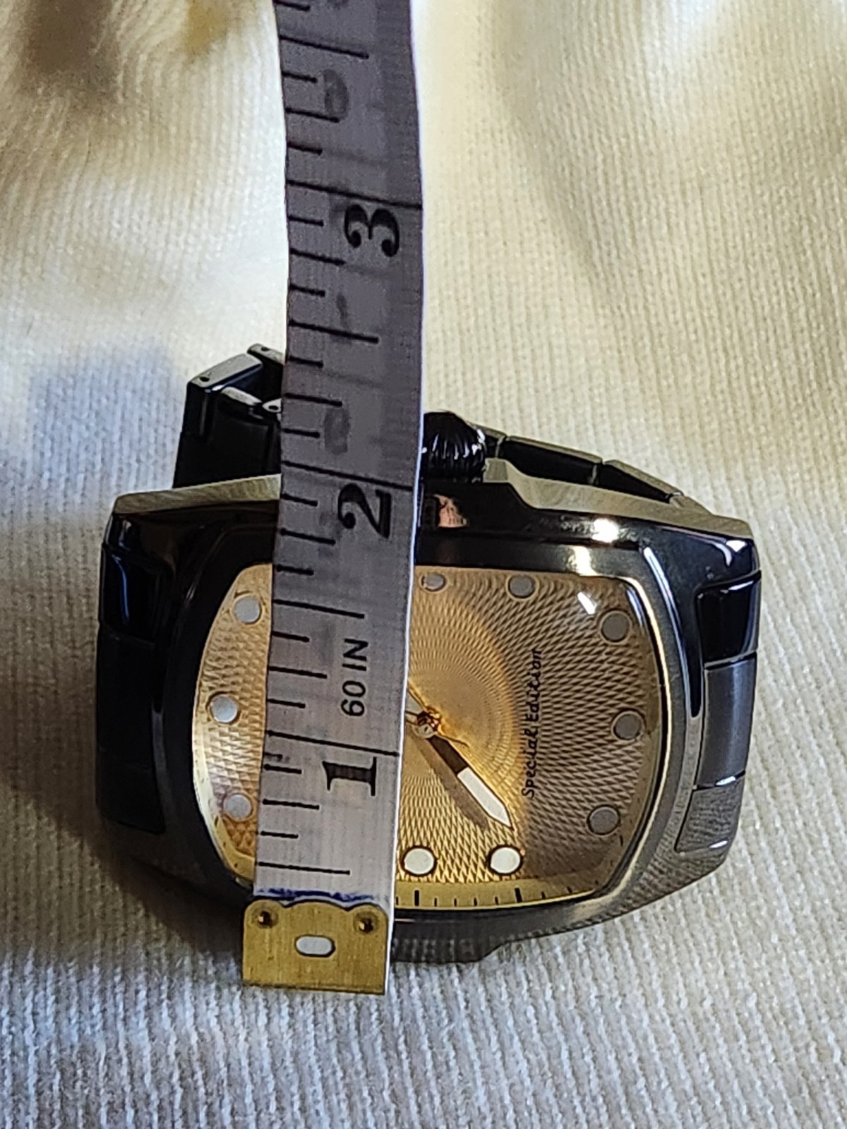 Mens Invicta Lupa Special Edition Tritnite Water Resistant 100 Feet Model 17768