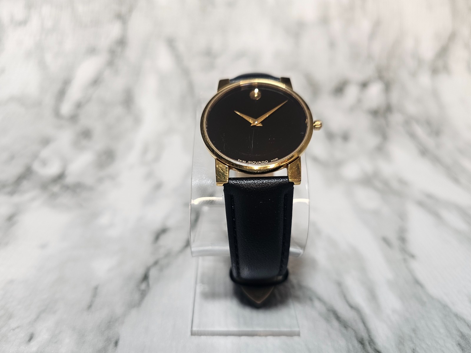 Movado Museum 87.G4.875 Gold-Plated Swiss Quartz Watch
