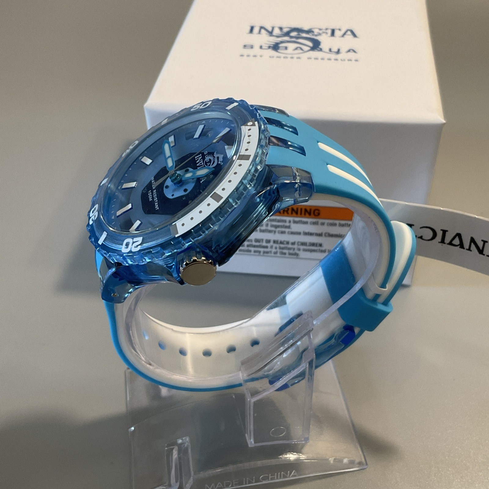 Invicta Subaqua Blue White 69449 Men’s Watch – New in Box 44mm