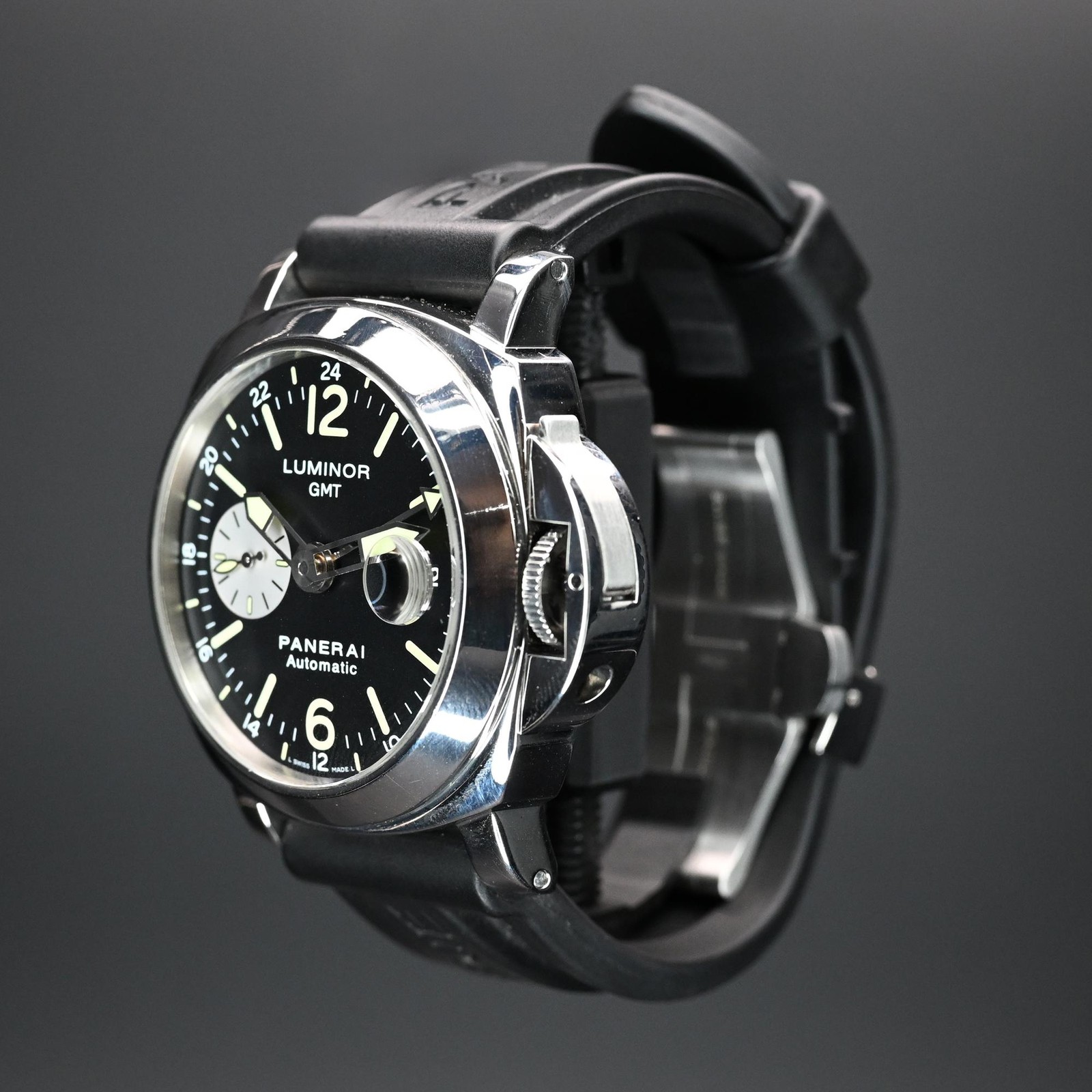 Panerai Luminor GMT 44mm Black Dial Stainless Steel PAM00088