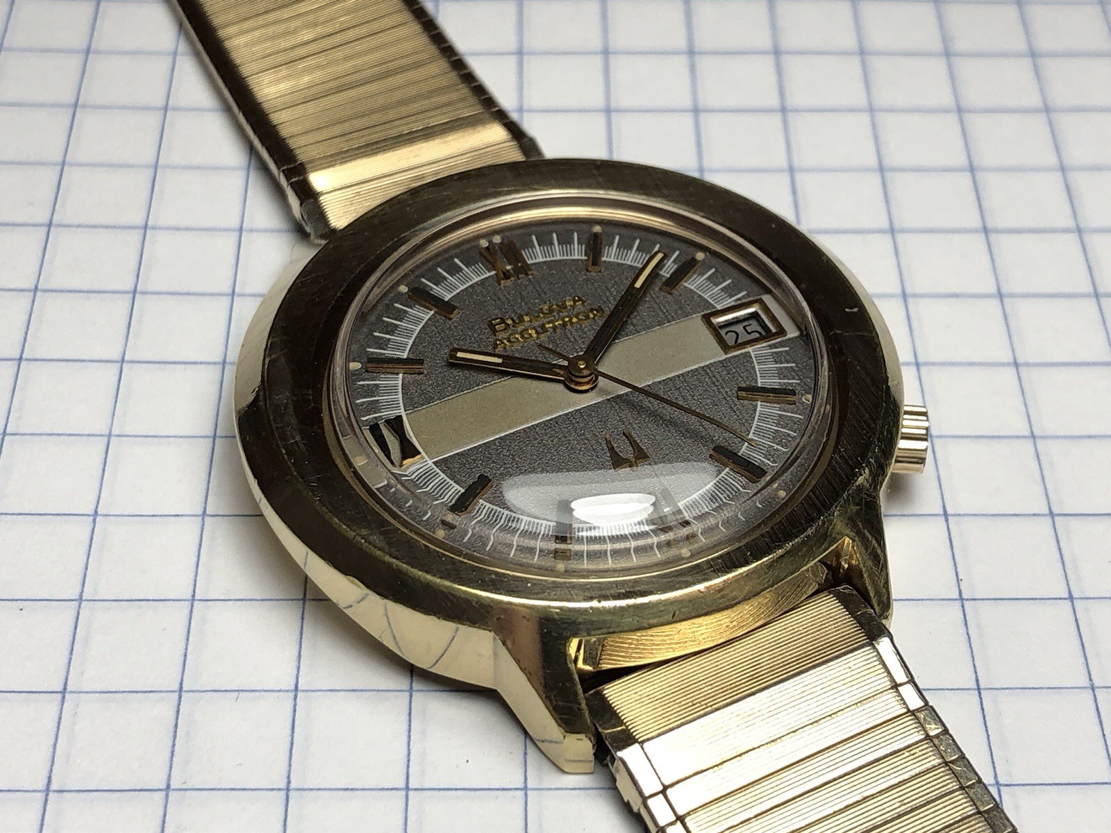 Vintage 1974 Bulova Accutron Gold Plated Tuning Fork 2181 Men Watch w/t Bracelet