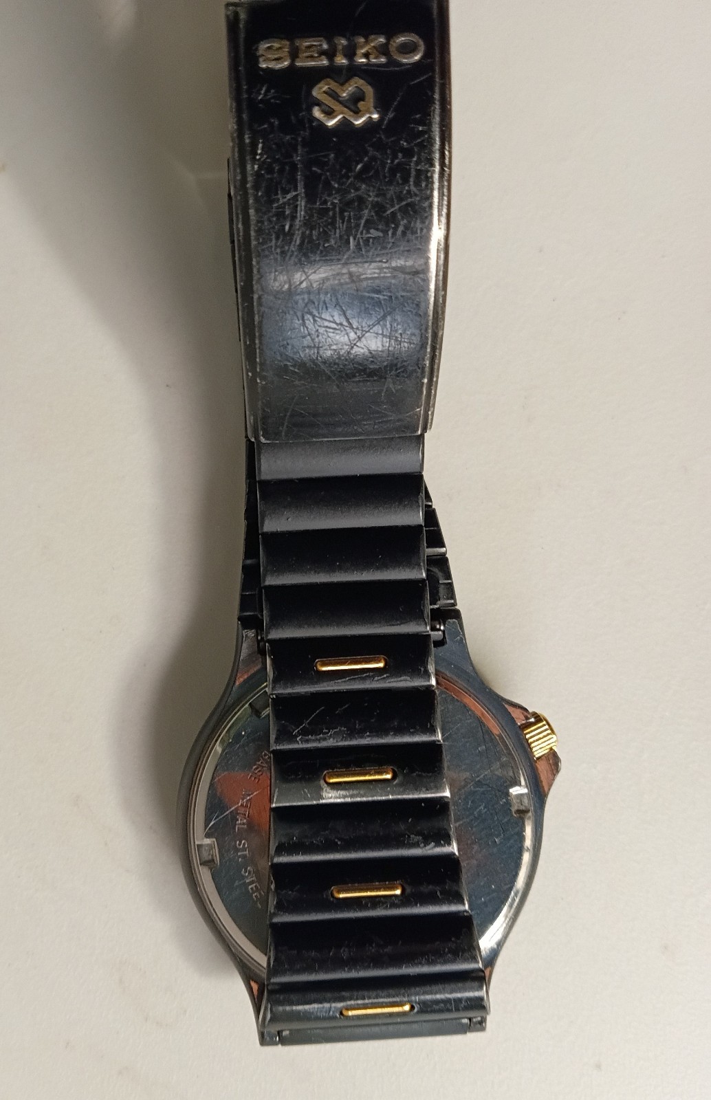 SEIKO SQ SPORTS 100 HIS HERS 1985 WATCH SET BLACK W/ GOLD ACCENTS RUNS GREAT