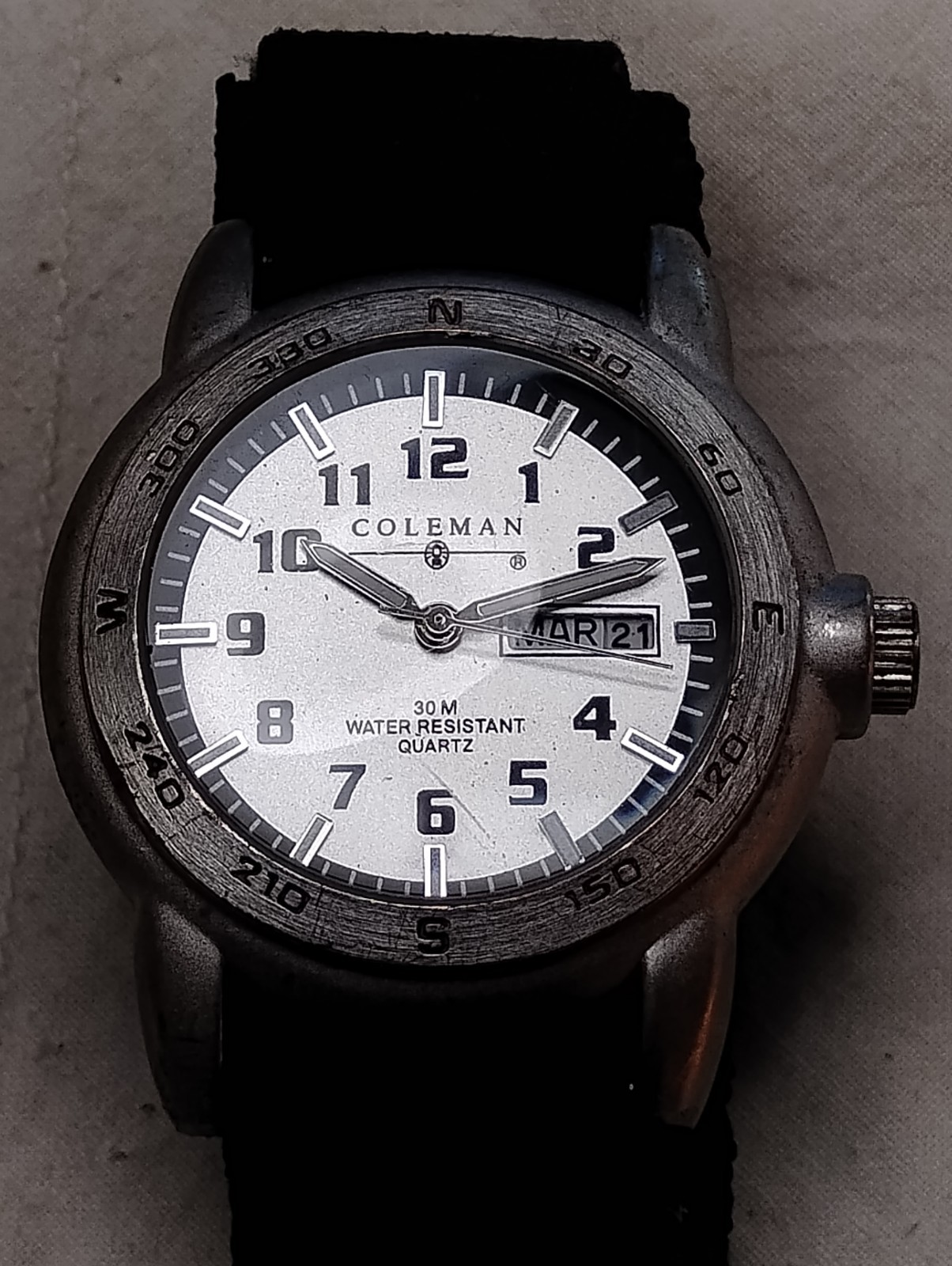 Coleman 40-500 Day/Date watch 30m Water Resistant Quartz Watch Compass-Dial